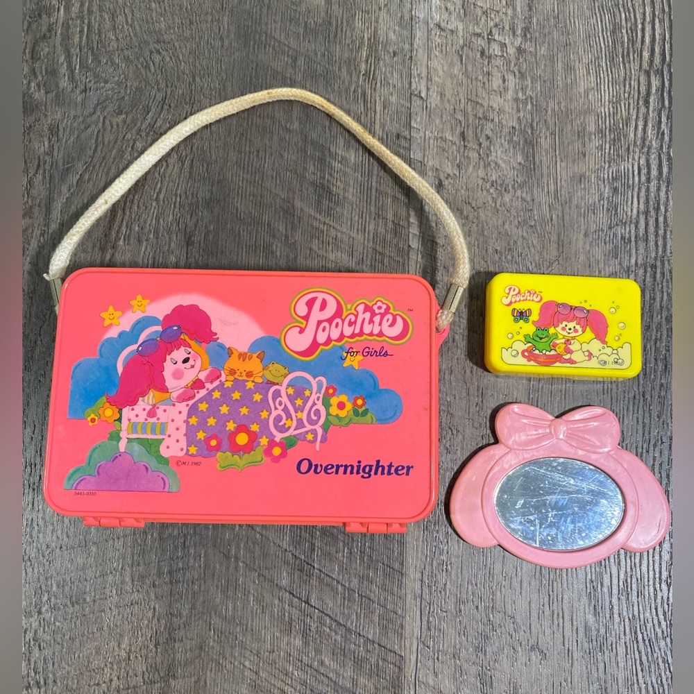 Vintage Poogie for Girls Vintage Case & Accessories